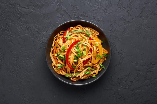 Schezwan Hakka Noodles.